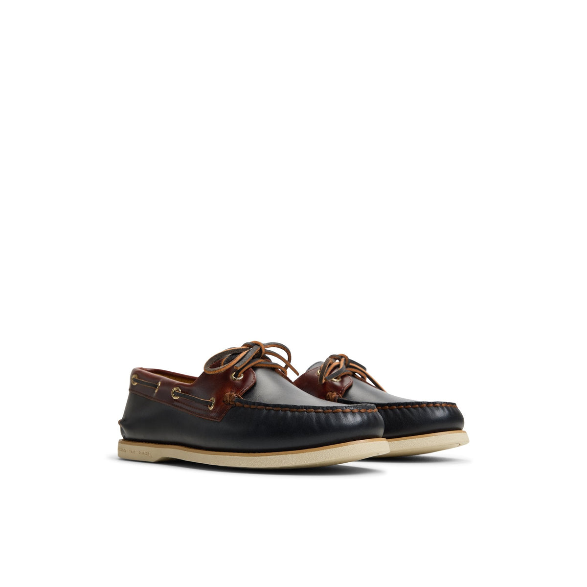 Gold Authentic Original™ 2-Eye Lite Boat Shoe Black Combo Men's Leather | Sperry