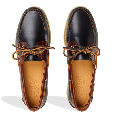 Gold Authentic Original™ 2-Eye Lite Boat Shoe Black Combo Men's Leather | Sperry