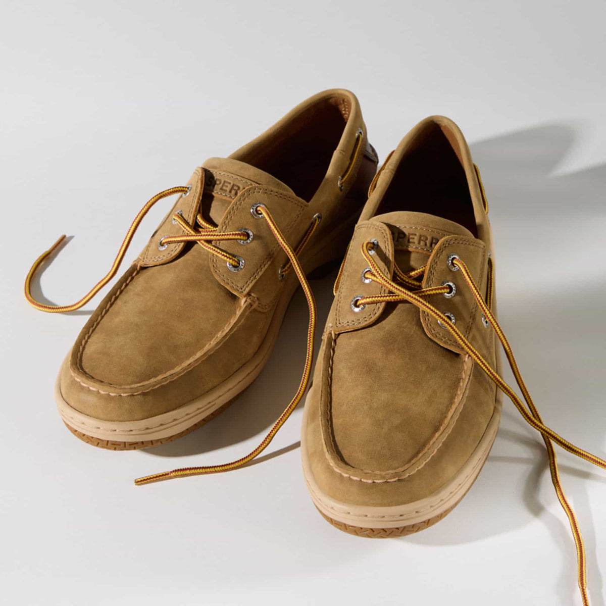 Billfish 3-Eye Boat Shoe Tan | Sperry