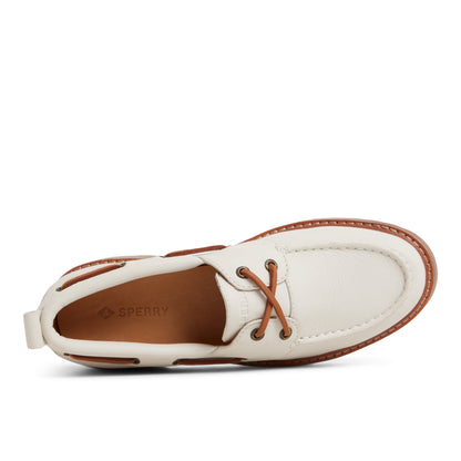 Authentic Original™ Lug 2-Eye Boat Shoe Cream | Sperry
